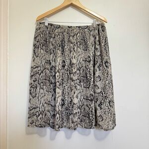 Style & Co. Black and Cream Pleated Flare Holiday Skirt